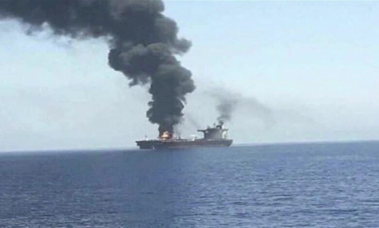 الحوثيون يستهدفون 3 سفن في البحر الأحمر والعربي والمحيط الهندي