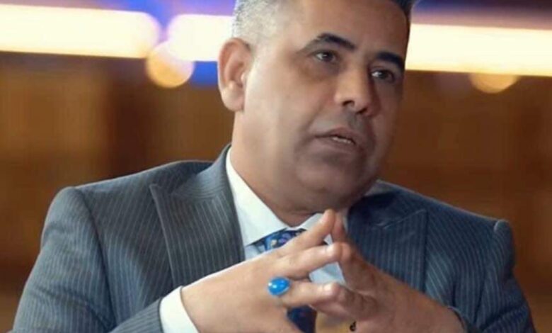 الحب هو ذلك الرذاذ الذي يهوي من أجنحة العصافير بعد المطر