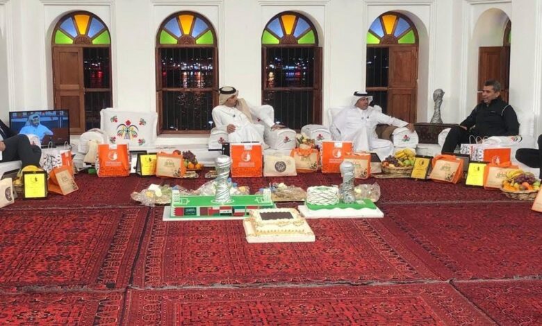 ضغوطات مواقع التوصل الاجتماعي وأثرها على معنويات المنتخب الوطني