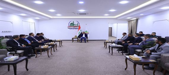 محافظ النجف يصادق على أوامر التعيين لمدراء الوحدات الإدارية