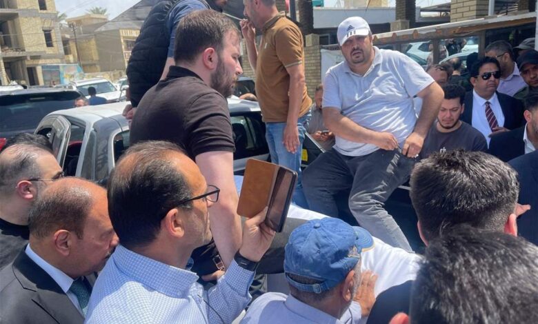 تشييع المهندس “بشير” بعد فراقه الحياة نتيجة التعذيب