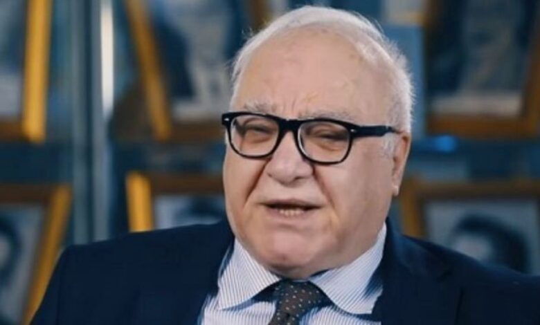 مستشار رئيس الوزراء صالح حظر الدفع النقدي بالمؤسسات الحكومية مطلع الشهر المقبل