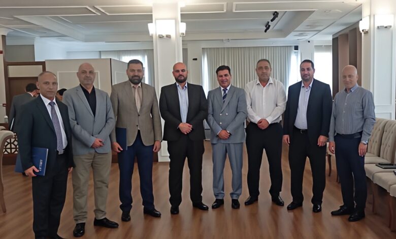 اعداد وتأهيل القيادات الأدارية العليا