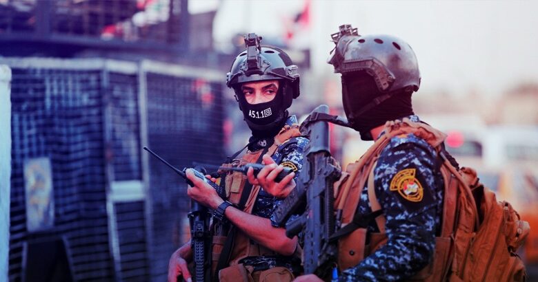 العثور على بطاقات للناخبين وصكوك مزورة واسلحة لدى المتهمين