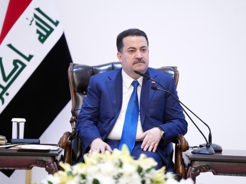 السوداني مدافعاً عن أداء عمل حكومته: ما تحقق أكبر بكثير ممّا يحاول البعض تسطيحه