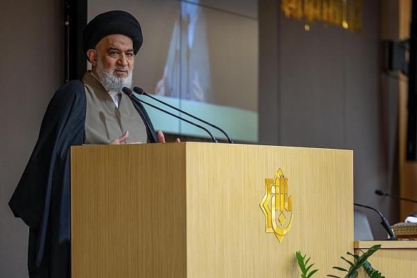 السيد الصافي يدعو الشباب إلى الثبات أمام الانفتاح الثقافي واستشارة أهل الخبرة