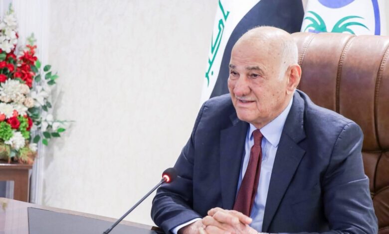 وزير الموارد: إجراءات رادعة بحق الجهات المتسببة بتلوث مياه الأنهر